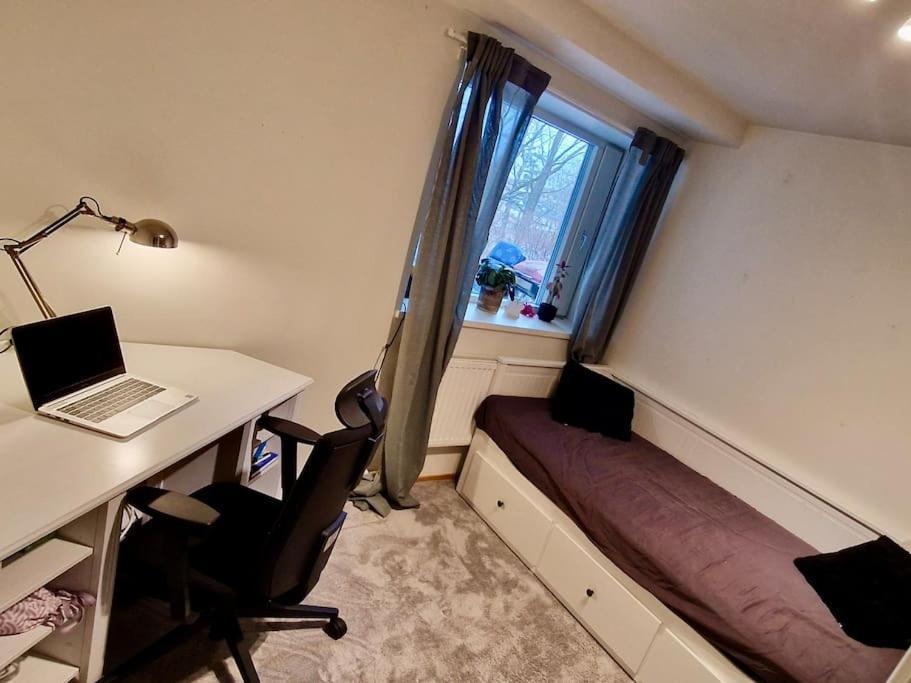 2 Bedrooms & Jacuzzi Apartment! Apartment Stockholm